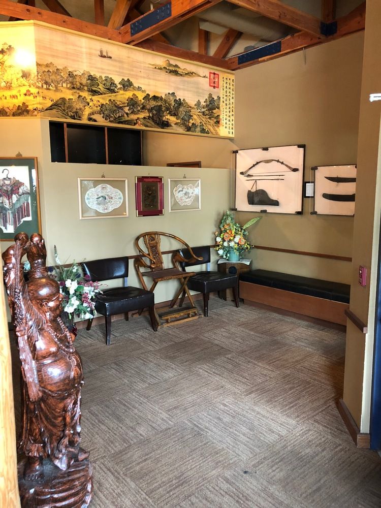 East Vancouver Restaurant Building & Business: 14387 SE Mill Plain Blvd, Vancouver, WA 98684